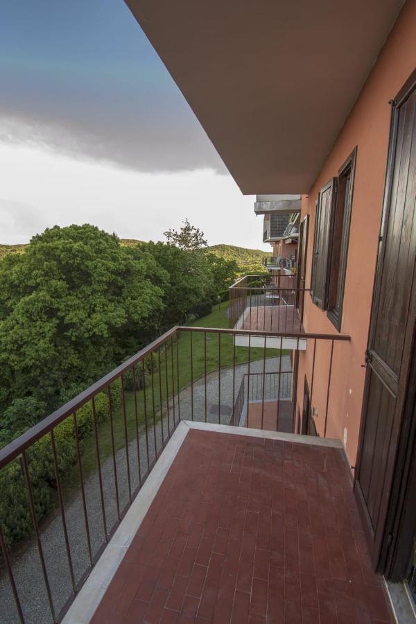 Bellavista Lake Apartment Pisano Exterior foto